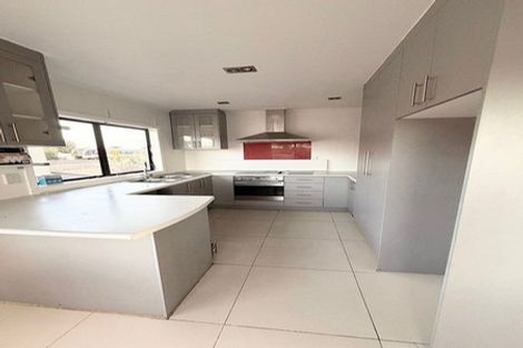 Photo of property in 38 Kenderdine Road, Papatoetoe, Auckland, 2025