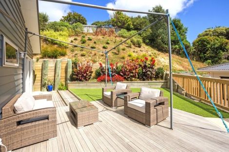 Photo of property in 136 Navigation Drive, Whitby, Porirua, 5024