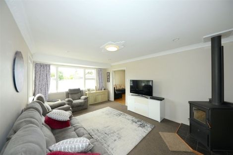 Photo of property in 3 Shirldale Place, Avonhead, Christchurch, 8042