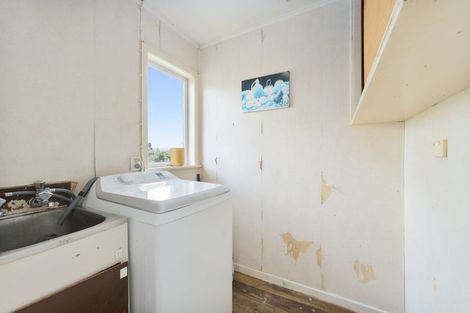 Photo of property in 58 Chorley Avenue, Massey, Auckland, 0614