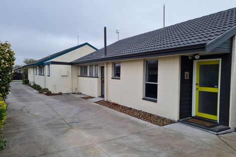 Photo of property in 12 Greenock Street, Redwood, Christchurch, 8051