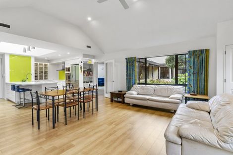 Photo of property in 14 Waikare Street, Karori, Wellington, 6012