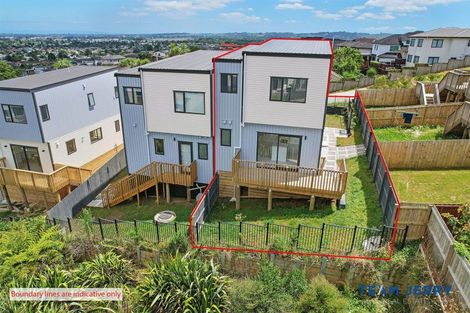 Photo of property in 1 Papauma Place, Papakura, 2110