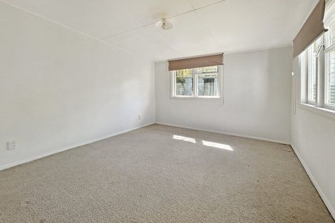 Photo of property in 79 Peat Street, Whanganui, 4500