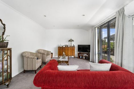 Photo of property in 2 Crescent Street, Richmond, 7020