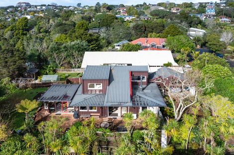 Photo of property in 18 Miraka Place, Birkenhead, Auckland, 0626