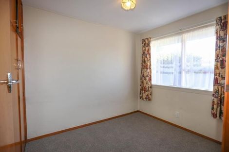 Photo of property in 2/32 Mona Vale Avenue, Riccarton, Christchurch, 8011