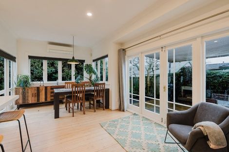 Photo of property in 45 Alfred Street, Fairfield, Hamilton, 3214