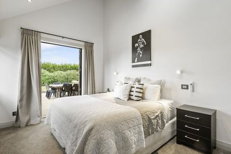 Photo of property in 255 Clifton Road, Whitford, Howick, 2571