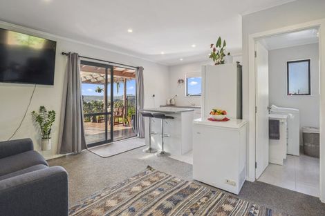 Photo of property in 82 Pinchgut Road, Kaukapakapa, 0873