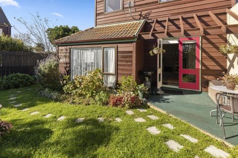 Photo of property in 17-u12 Randwick Crescent, Moera, Lower Hutt, 5010