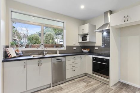Photo of property in 8 Wedgewood Avenue, Cashmere, Christchurch, 8022
