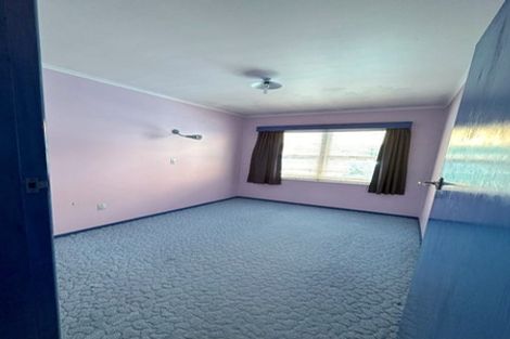 Photo of property in 494 Don Buck Road, Massey, Auckland, 0614