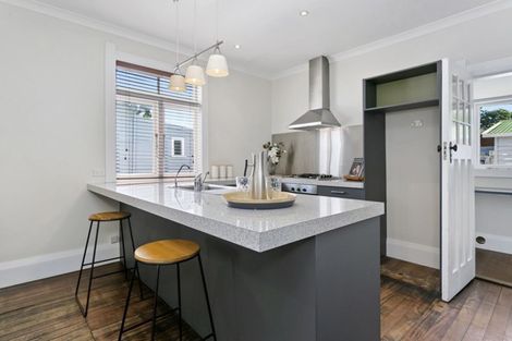 Photo of property in 29 Princes Street, Cambridge, 3434