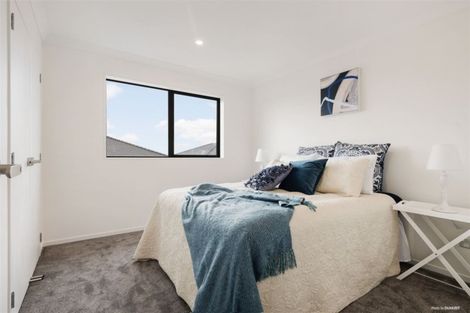 Photo of property in 69 Drumbuoy Drive, Flat Bush, Auckland, 2019
