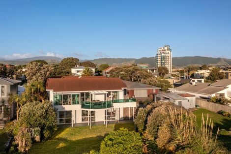 Photo of property in 7 Manly Street, Paraparaumu Beach, Paraparaumu, 5032