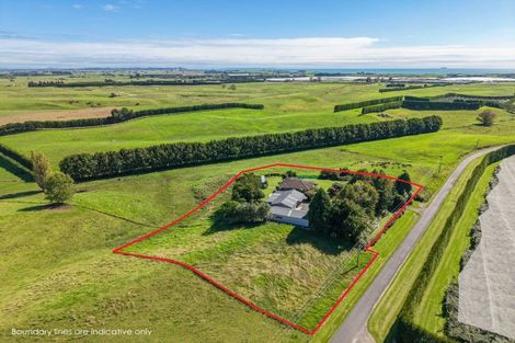 Photo of property in 154 Ohinepanea Road, Pukehina, Te Puke, 3186