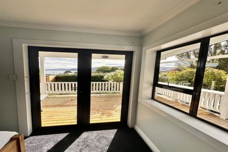 Photo of property in 11 Dickson Street, Macandrew Bay, Dunedin, 9014