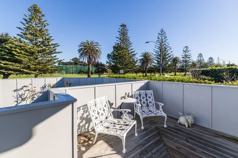 Photo of property in 264a-d Te Awa Avenue, Awatoto, Napier, 4110