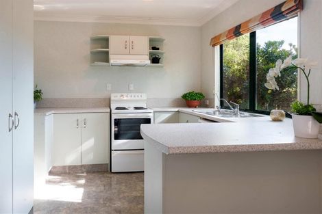 Photo of property in 11unit Mckee Avenue, Fenton Park, Rotorua, 3010