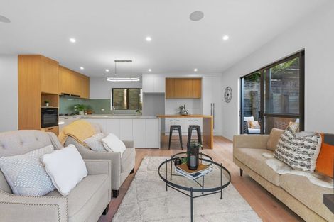 Photo of property in 10 Colum Place, Bucklands Beach, Auckland, 2014