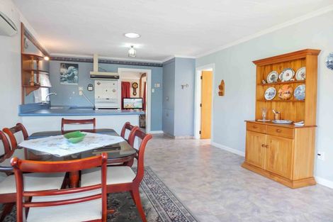 Photo of property in 22 Shortt Street, Foxton Beach, Foxton, 4815
