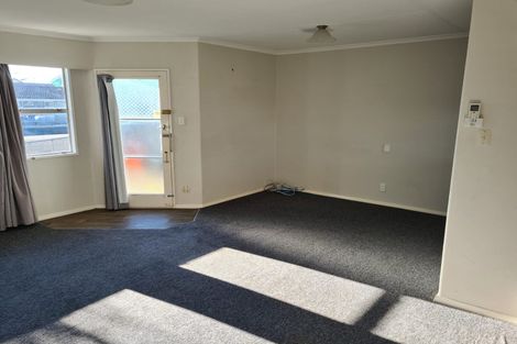 Photo of property in 94-96 Chelwood Street, Takaro, Palmerston North, 4412