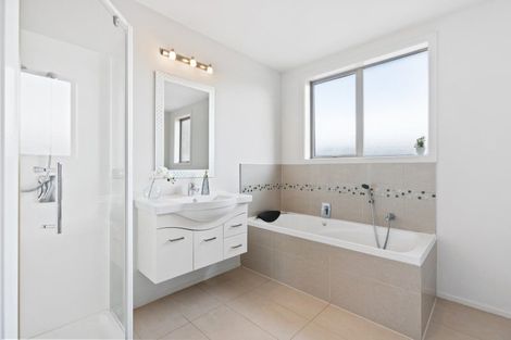 Photo of property in 16 Henderson Drive, Alexandra, 9320