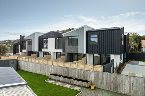 Photo of property in 32 Kaihuia Street, Northland, Wellington, 6012