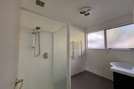 Photo of property in 13 Adam Sunde Place, Glen Eden, Auckland, 0602