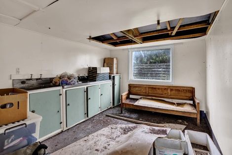 Photo of property in 239 Tawhiti Road, Hawera, 4672