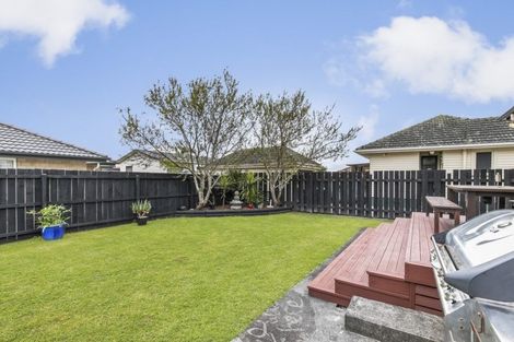Photo of property in 20 Grove Road, Papakura, 2110