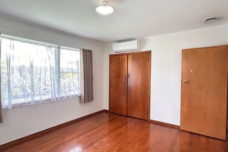 Photo of property in 21 Shanaway Rise, Hillcrest, Auckland, 0627