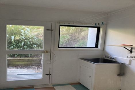 Photo of property in 27 Eskdale Road, Papakowhai, Porirua, 5024