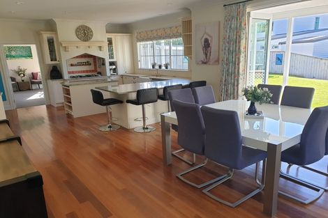 Photo of property in 7 The Topdeck, Whitby, Porirua, 5024