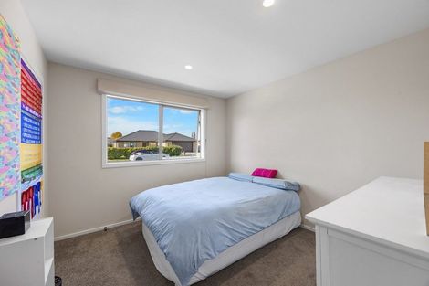 Photo of property in 4 Kingfisher Crescent, Albert Town, Wanaka, 9305