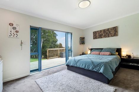 Photo of property in 141 Mangakura Road, Helensville, 0875