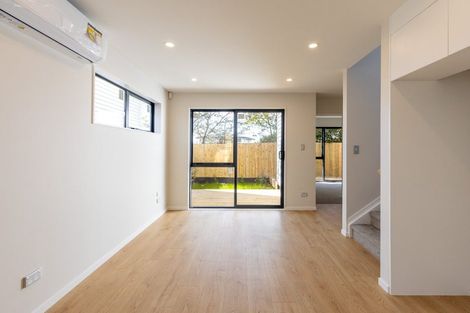 Photo of property in 6c Kaweka Street, New Lynn, Auckland, 0600