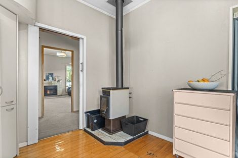 Photo of property in 72 Kent Street, Carterton, 5713