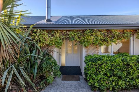 Photo of property in 52 Meadowstone Drive, Wanaka, 9305