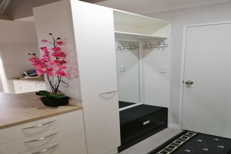 Photo of property in 76 Ferndown Avenue, Papatoetoe, Auckland, 2025