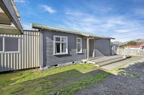 Photo of property in 35 Sheldon Street, Woolston, Christchurch, 8023