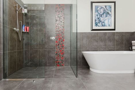 Photo of property in 43 Hospital Street, Dannevirke, 4930