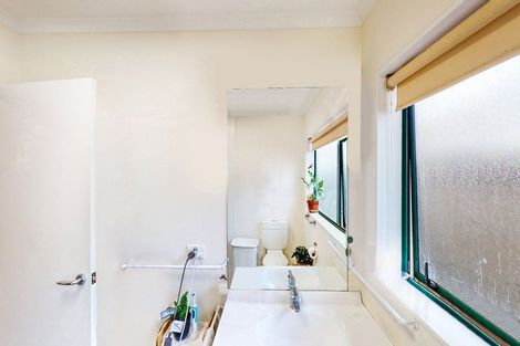 Photo of property in Miramar Villas, 6u7 Brussels Street, Miramar, Wellington, 6022