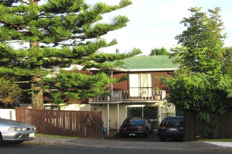 Photo of property in 29 Roberts Road, Te Atatu South, Auckland, 0610