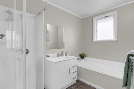 Photo of property in 16 Churchill Avenue, Maeroa, Hamilton, 3200