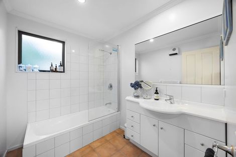 Photo of property in 47 Kings Drive, Wanaka, 9305