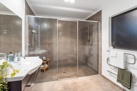 Photo of property in 26 Cottonwood Close, Paraparaumu Beach, Paraparaumu, 5032