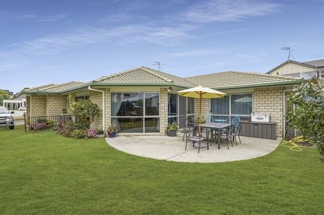 Photo of property in 6 Apollo Place, Rototuna North, Hamilton, 3210