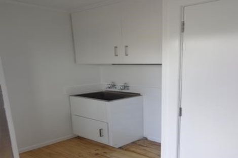 Photo of property in 1/42 Lincoln Road, Henderson, Auckland, 0610